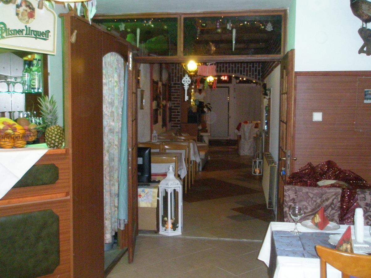 Pension Jana Tatrovice ภายนอก รูปภาพ